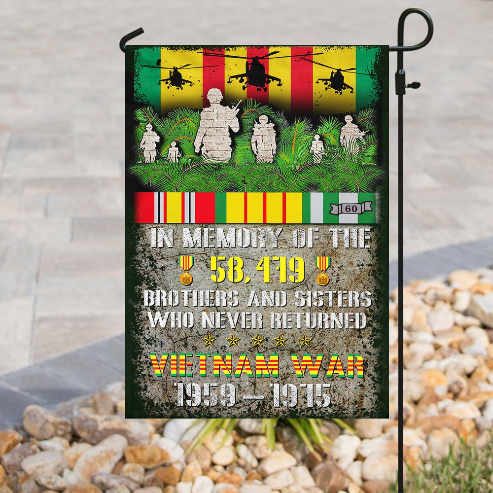Vietnam Veterans. In Memory Of Brothers And Sisters Flag