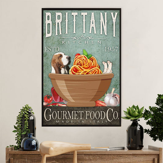 Basset Hound Dog Poster | Brittany Kitchen | Wall Art Gift for Miniature Basset Hound Puppies Lover