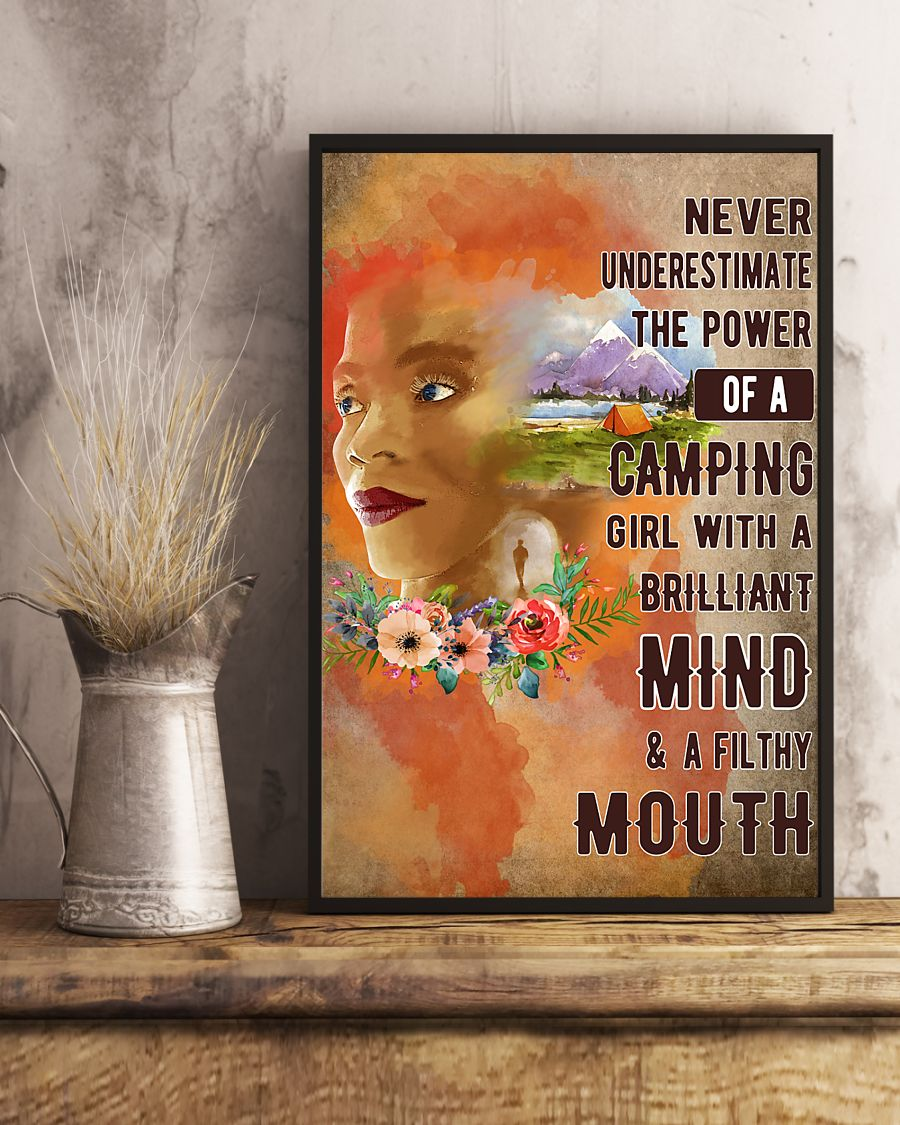 Camping Canvas Prints Never Underestimate The Power Of A Camping Girl Vintage Wall Art Gifts Vintage Home Wall Decor Canvas - Mostsuit